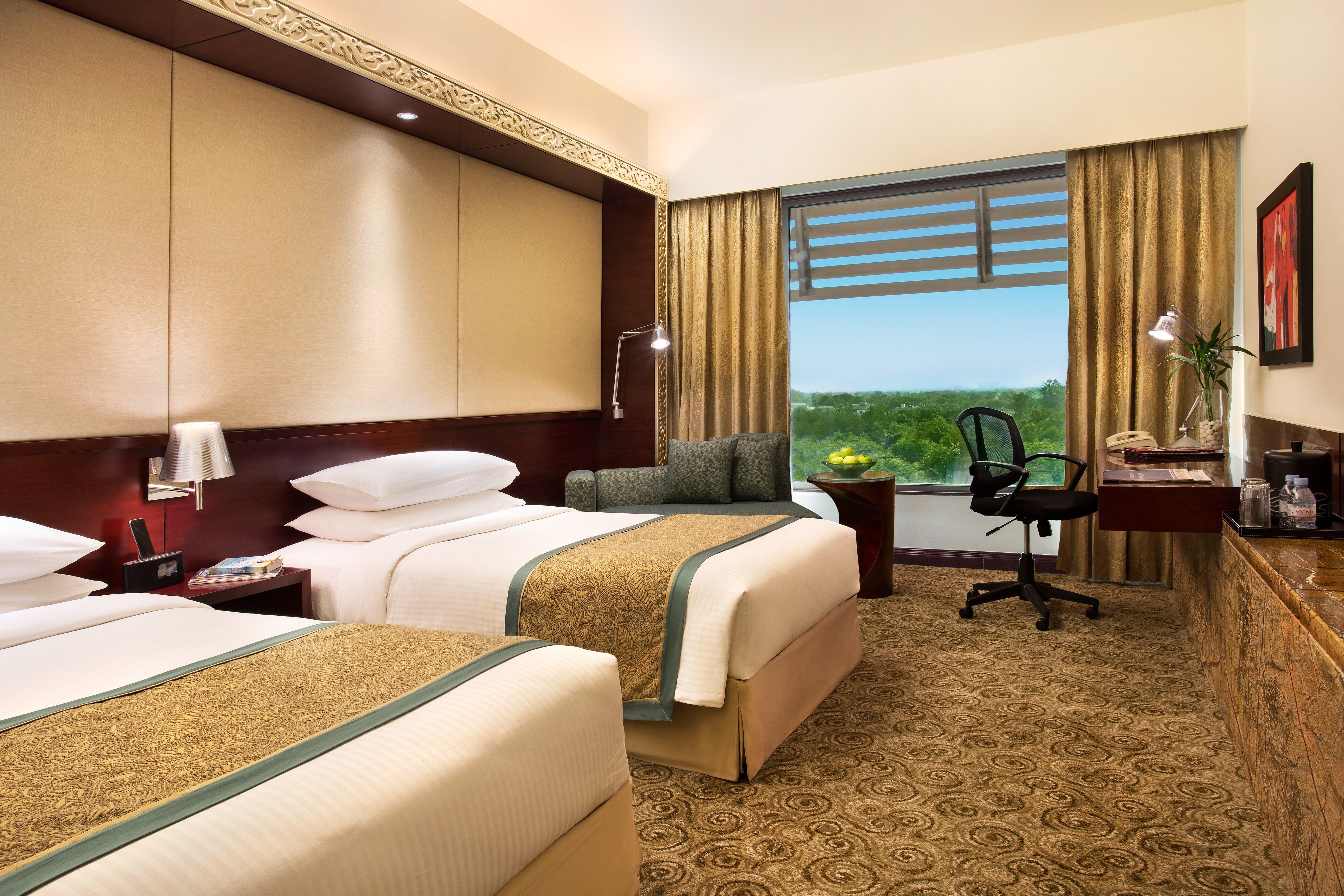 Crowne Plaza Ahmedabad City Centre By Ihg Exterior photo