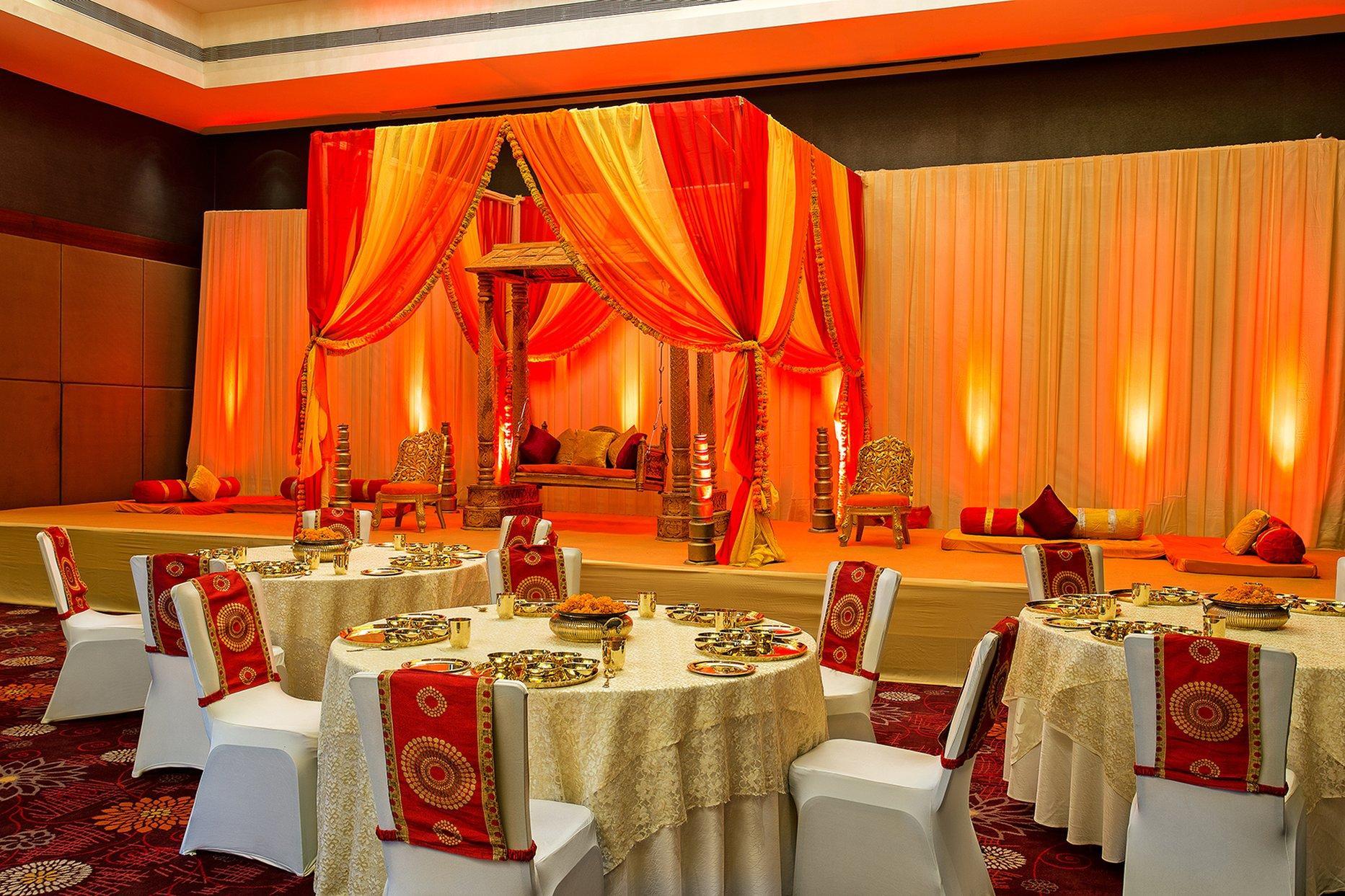 Crowne Plaza Ahmedabad City Centre By Ihg Exterior photo